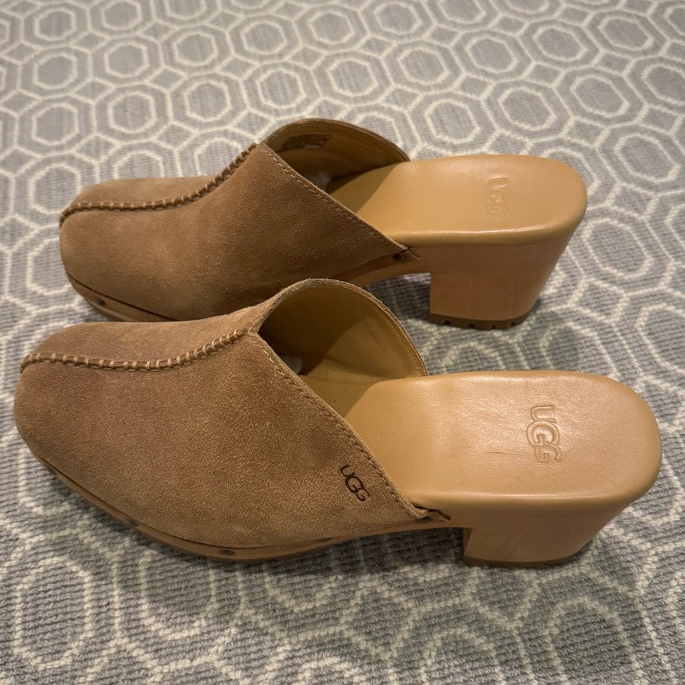 UGG Women's Chestnut Judi Clogs